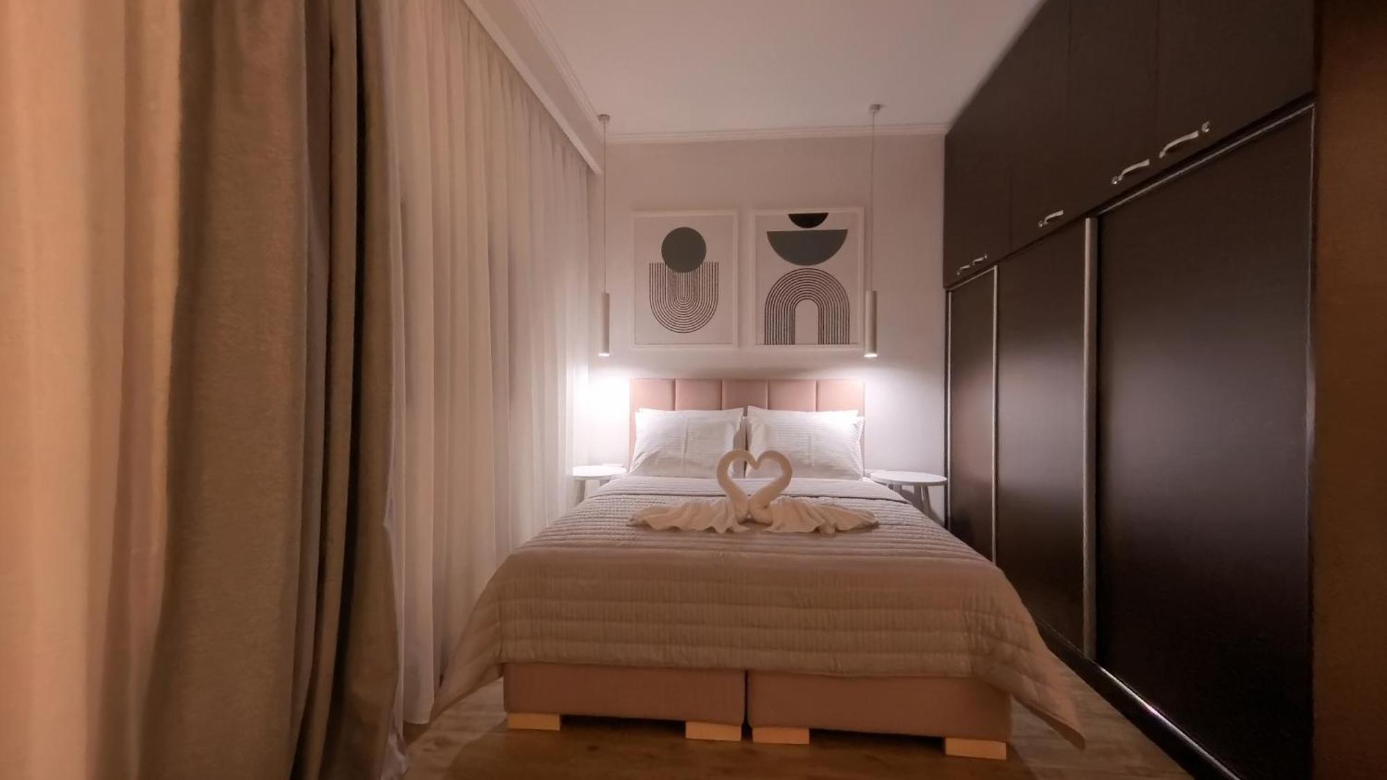 Mouson Luxury Suite With Free Private Parking 卡瓦拉 外观 照片