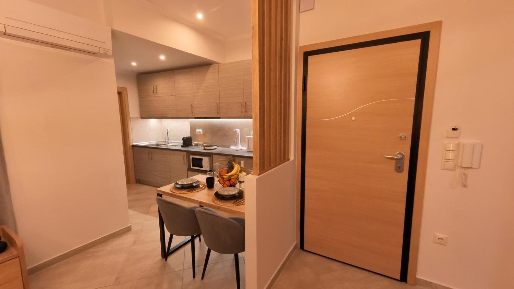 Mouson Luxury Suite With Free Private Parking 卡瓦拉 外观 照片