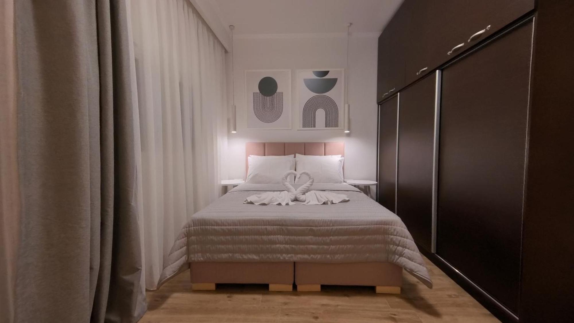 Mouson Luxury Suite With Free Private Parking 卡瓦拉 外观 照片