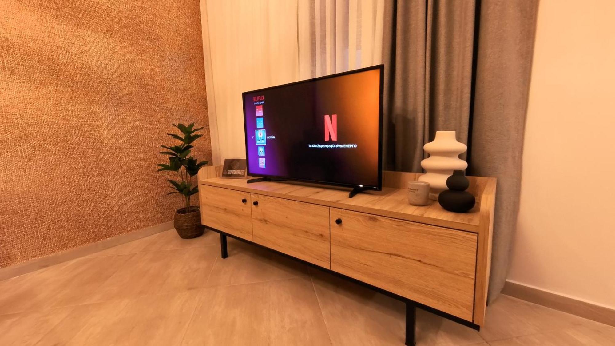 Mouson Luxury Suite With Free Private Parking 卡瓦拉 外观 照片