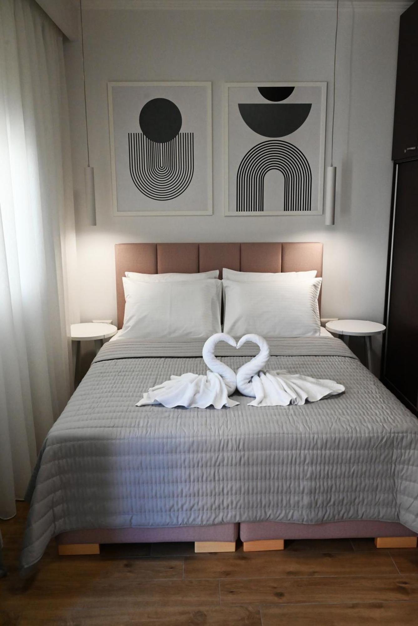 Mouson Luxury Suite With Free Private Parking 卡瓦拉 外观 照片