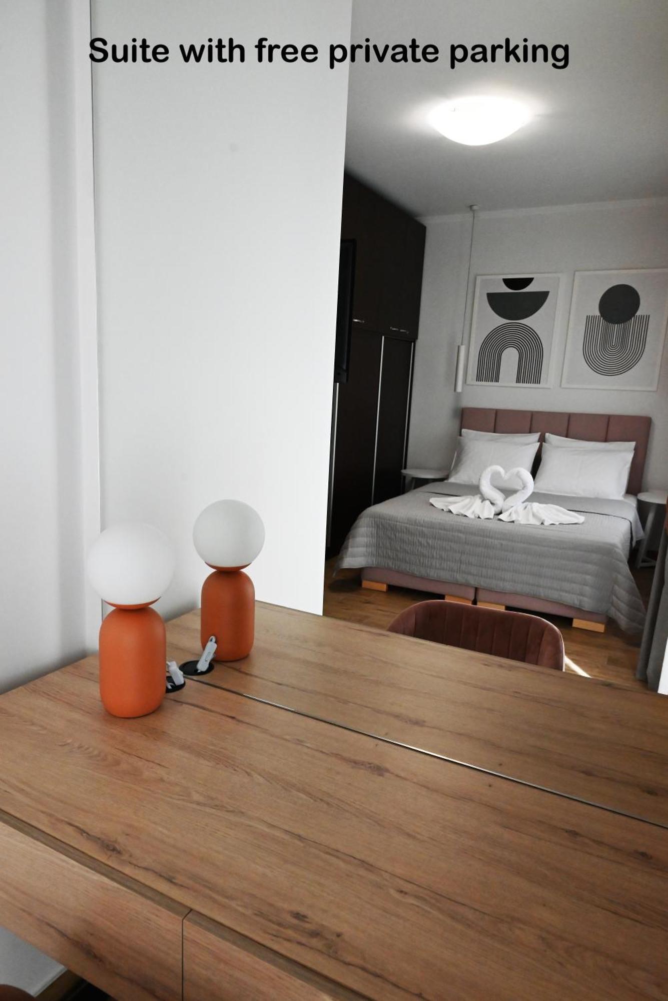 Mouson Luxury Suite With Free Private Parking 卡瓦拉 外观 照片