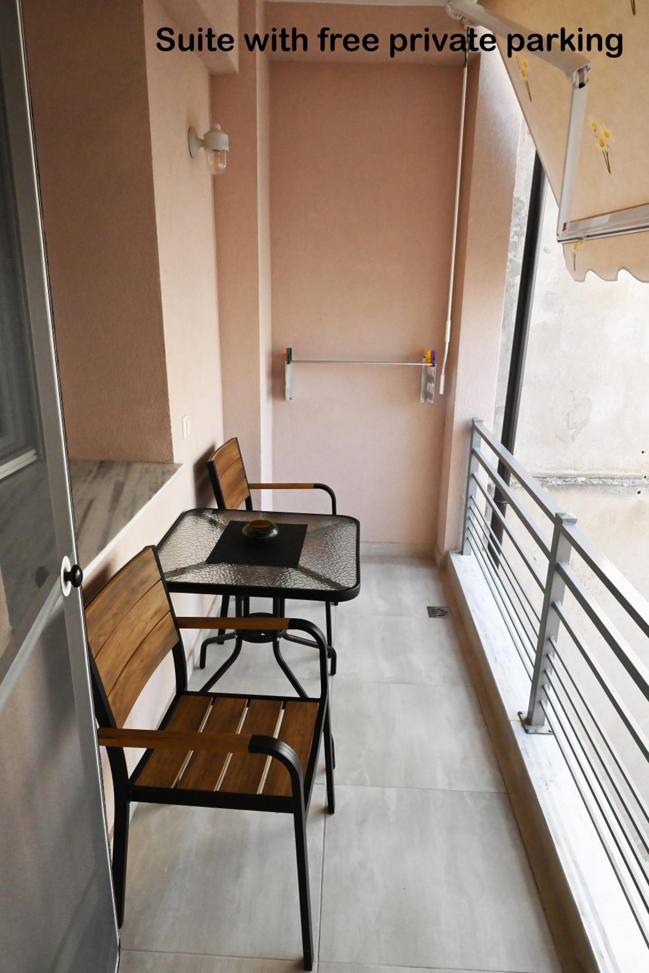 Mouson Luxury Suite With Free Private Parking 卡瓦拉 外观 照片